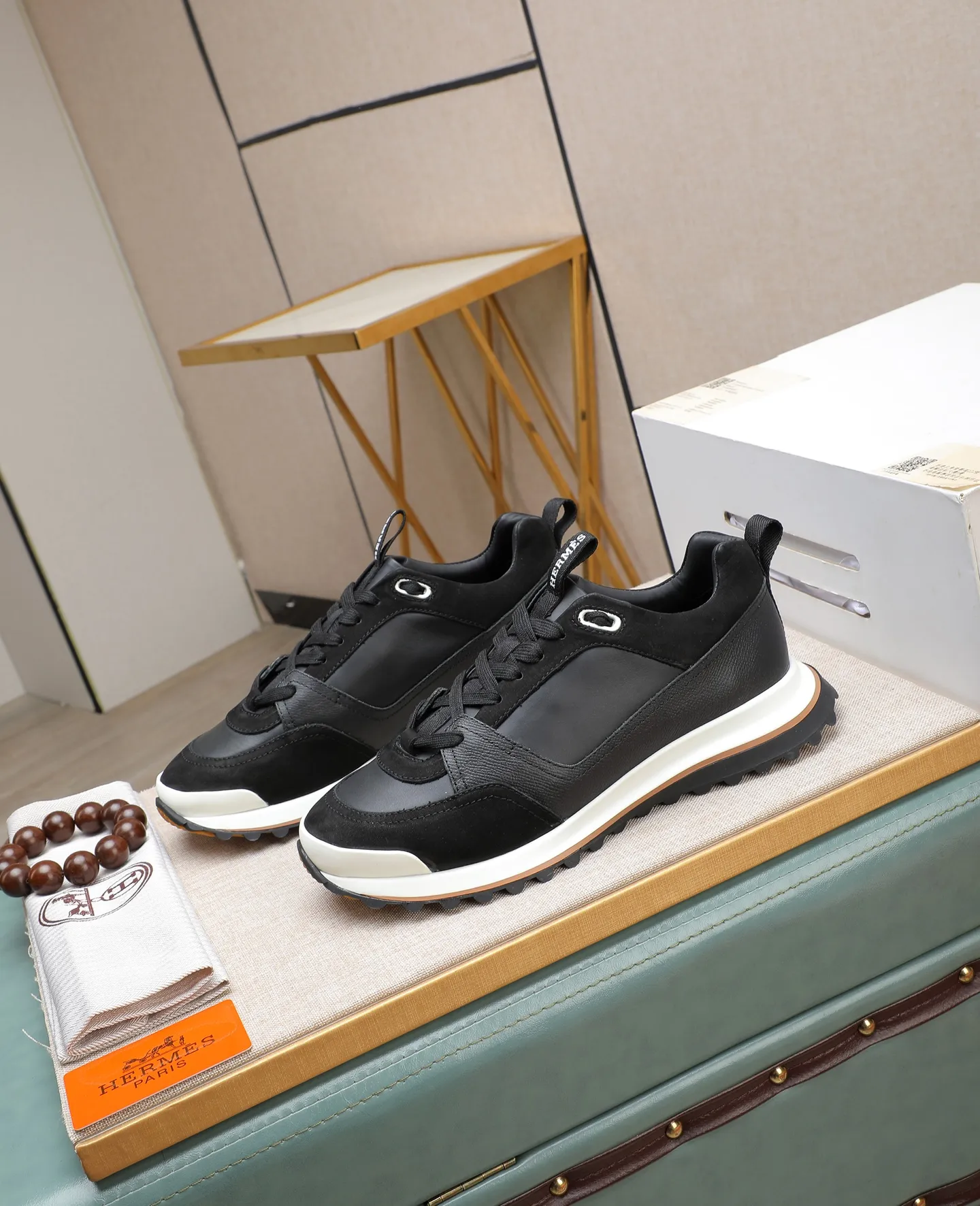 Men's shoes 💰760 Hermes🐴 25ss new autumn and winter products! Classic boot shape + British color matching design, imported calfskin, classic and durable! The original inverted mold last, the ultimate 1:1 shape, and the imported high-end cowhide presents a refined texture! Open the mold to customize the A-grade high-density private mold outsole with luxurious packaging! - Unique quality, 39-44 (38 45 46 customized)